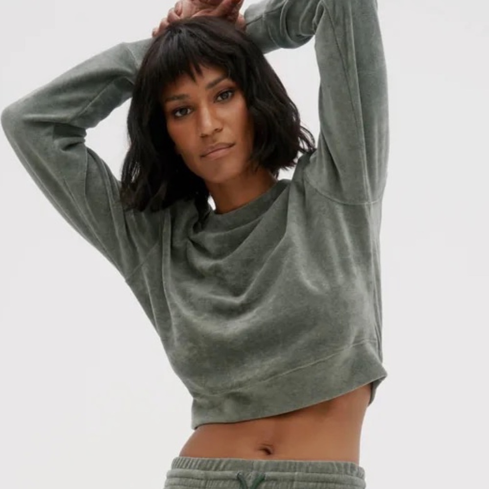 Noize | Tabitha Velour Cropped Sweatshirt | M | Spruce